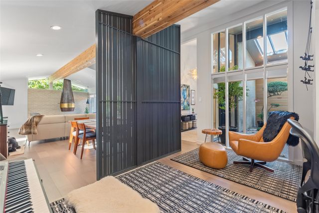 9233 Clearhurst Drive, Dallas, TX 75238