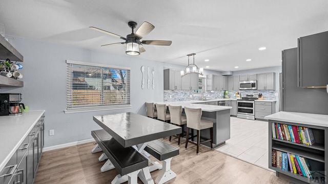 61 Posada Dr, Pueblo, CO 81005