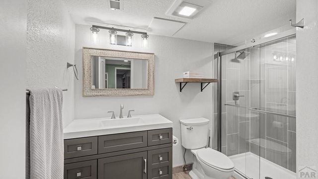 61 Posada Dr, Pueblo, CO 81005