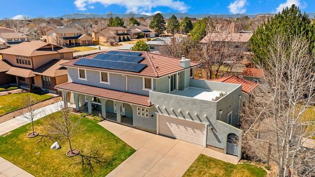 61 Posada Dr, Pueblo, CO 81005