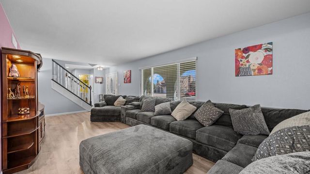 61 Posada Dr, Pueblo, CO 81005