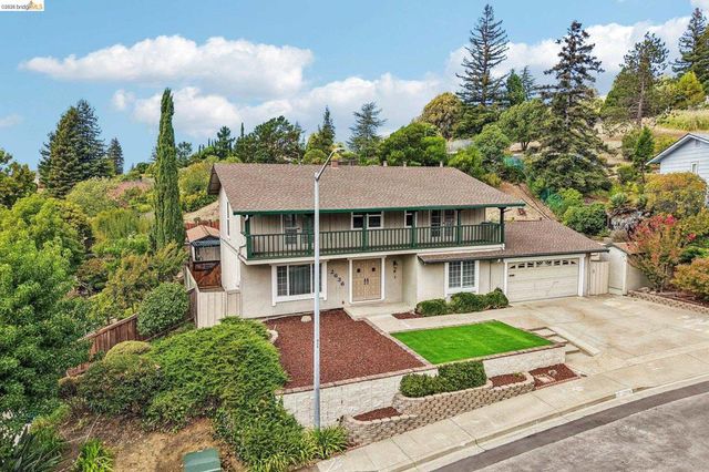 2636 Tamalpais Drive, Pinole, CA 94564