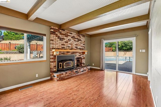 2636 Tamalpais Drive, Pinole, CA 94564