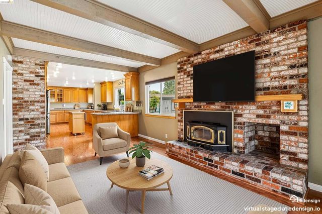 2636 Tamalpais Drive, Pinole, CA 94564