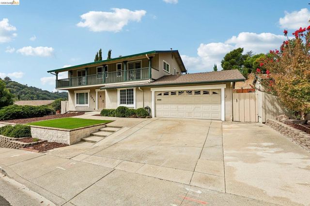 2636 Tamalpais Drive, Pinole, CA 94564