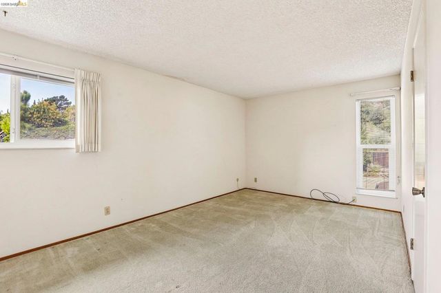 2636 Tamalpais Drive, Pinole, CA 94564