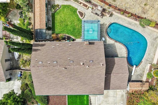 2636 Tamalpais Drive, Pinole, CA 94564
