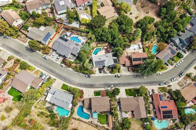 2636 Tamalpais Drive, Pinole, CA 94564