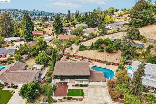 2636 Tamalpais Drive, Pinole, CA 94564