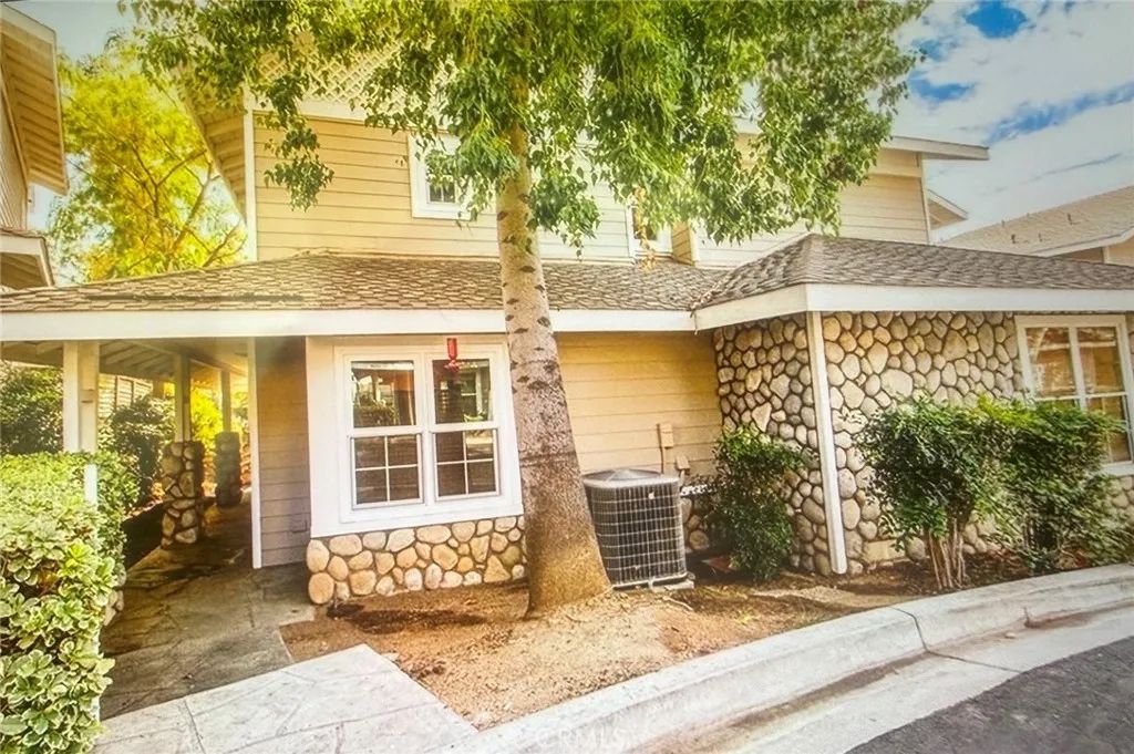 401 Chandler West, Highland, CA 92346