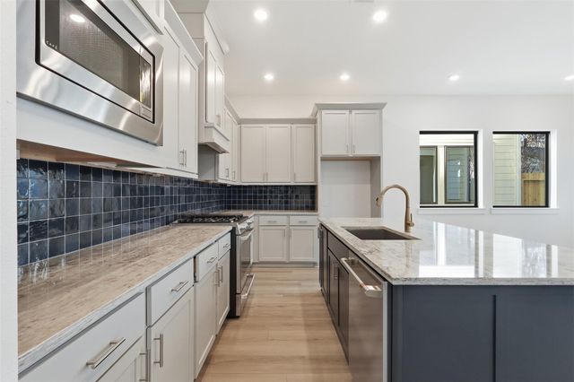 1418 Caywood Lane B, Houston, TX 77055