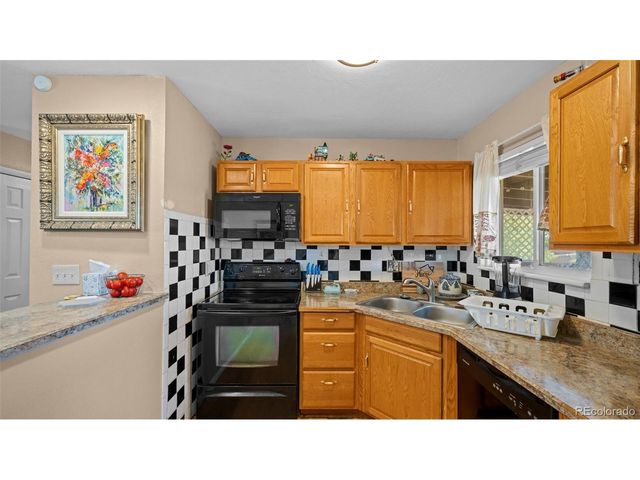 1961 Pepperwood Dr, Colorado Springs, CO 80910
