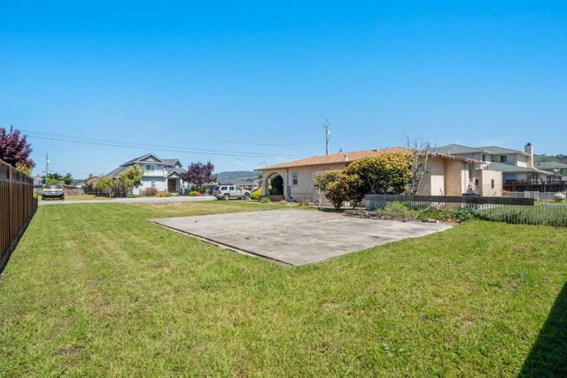411 Belleville, Half Moon Bay, CA 94019