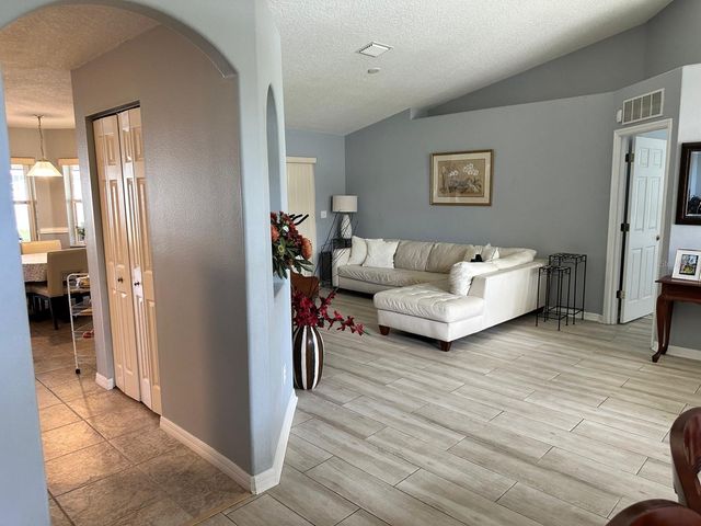 9 RANBER PLACE, Palm Coast, FL 32164
