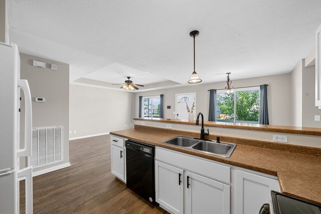 544 Oakmont Dr, Clarksville, TN 37042