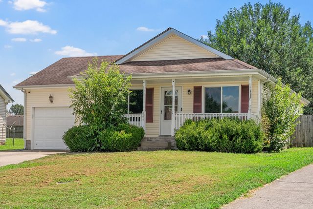 544 Oakmont Dr, Clarksville, TN 37042