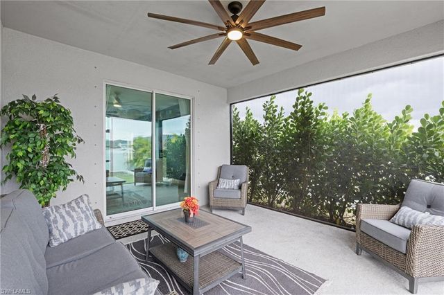 512 NW 4th ST, Cape Coral, FL 33993