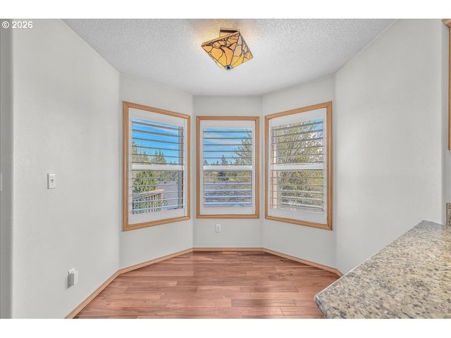 2350 7TH St, Columbia City, OR 97018