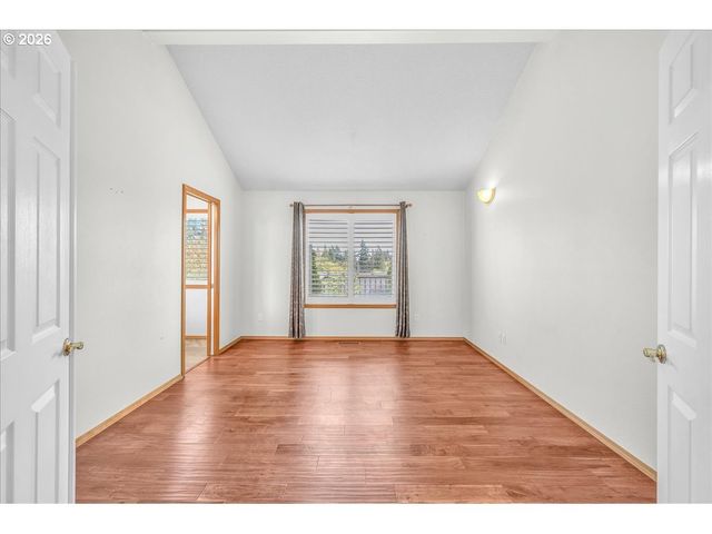 2350 7TH St, Columbia City, OR 97018