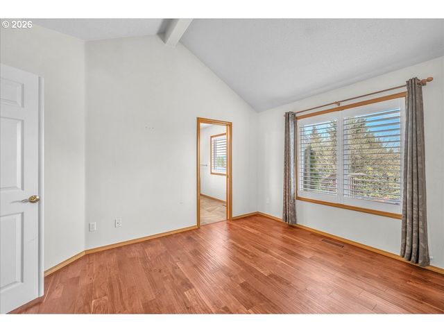 2350 7TH St, Columbia City, OR 97018