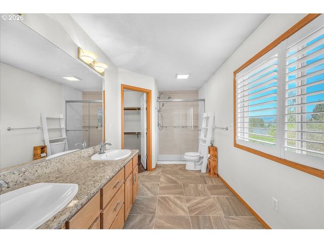 2350 7TH St, Columbia City, OR 97018