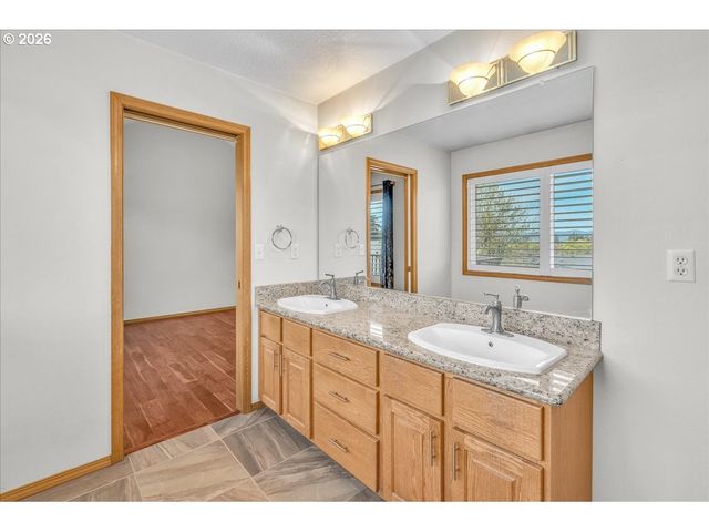 2350 7TH St, Columbia City, OR 97018