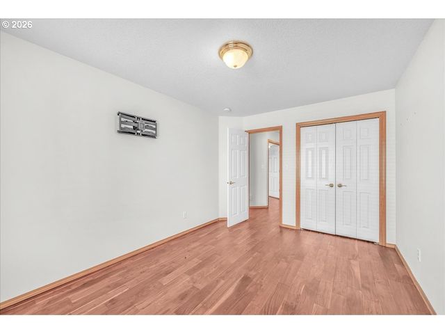 2350 7TH St, Columbia City, OR 97018