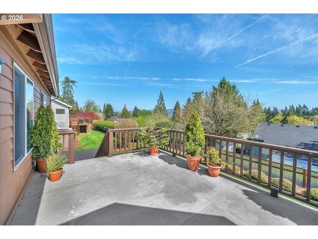 2350 7TH St, Columbia City, OR 97018