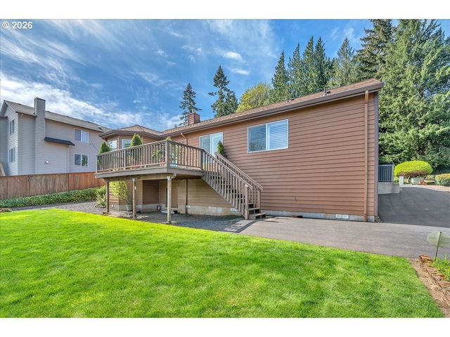 2350 7TH St, Columbia City, OR 97018