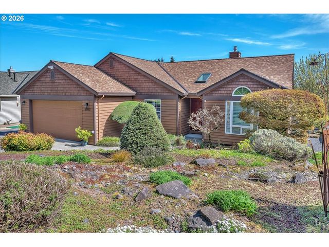 2350 7TH St, Columbia City, OR 97018