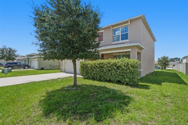 2609 GRAND CENTRAL AVENUE, Tavares, FL 32778