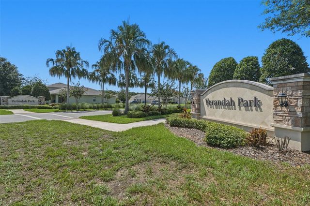 2609 GRAND CENTRAL AVENUE, Tavares, FL 32778