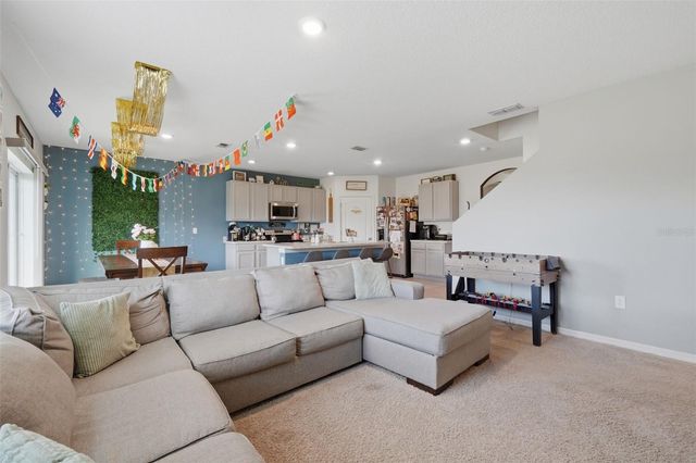 2609 GRAND CENTRAL AVENUE, Tavares, FL 32778