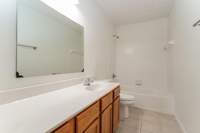 4284 Promenade Avenue, Grove City, OH 43123