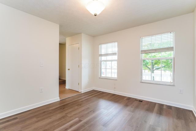 4284 Promenade Avenue, Grove City, OH 43123