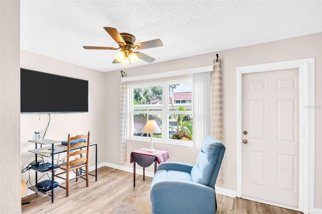 10036 63RD AVENUE N 6, St Petersburg, FL 33708