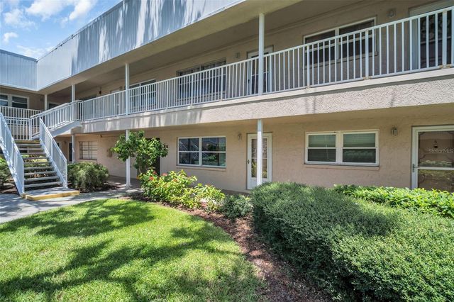 10036 63RD AVENUE N 6, St Petersburg, FL 33708