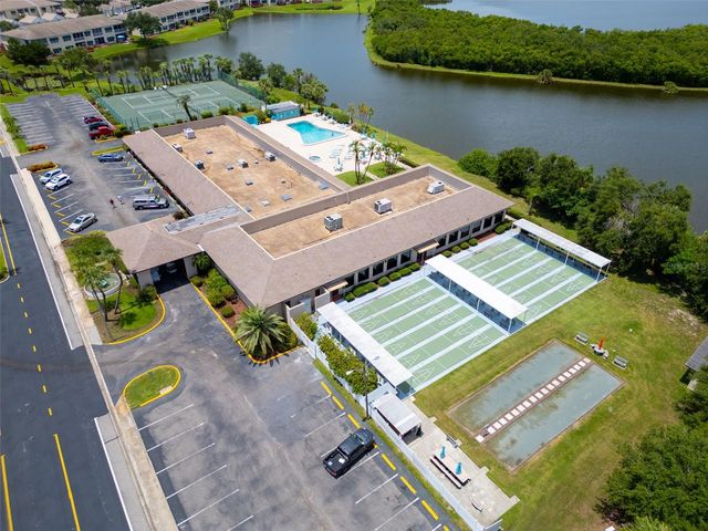 10036 63RD AVENUE N 6, St Petersburg, FL 33708