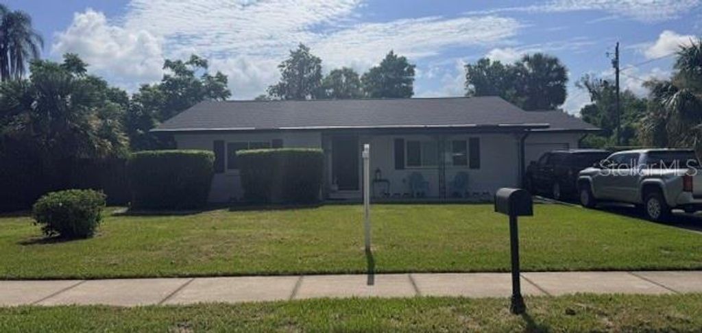 700 N CARPENTER AVENUE, Orange City, FL 32763