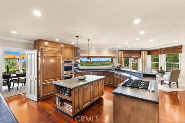 9 Rue Cannes, Newport Beach, CA 92660