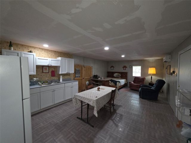 51 Moss Hill Lane, Point Blank, TX 77364