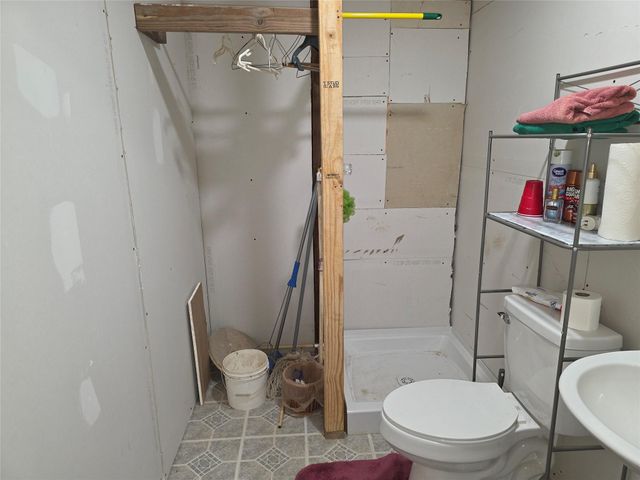 51 Moss Hill Lane, Point Blank, TX 77364