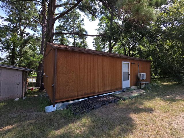 51 Moss Hill Lane, Point Blank, TX 77364