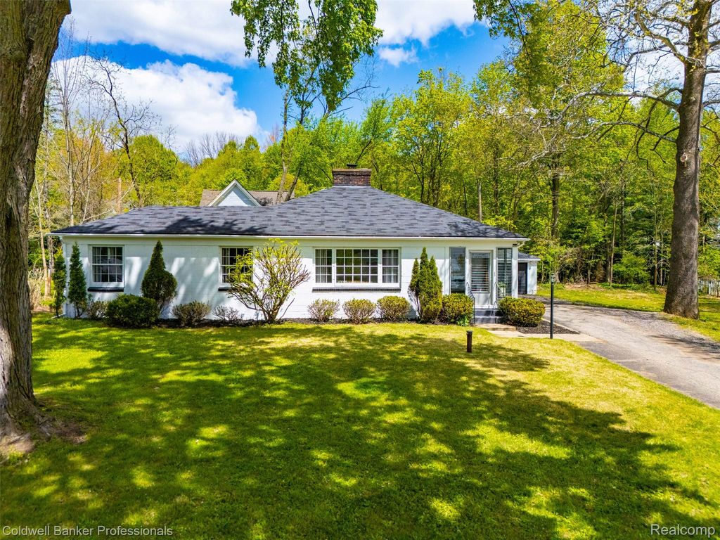 46064 Norton Court, Northville Township, MI 48167