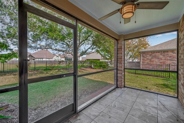 2922 Bur Oak Court, Richmond, TX 77469