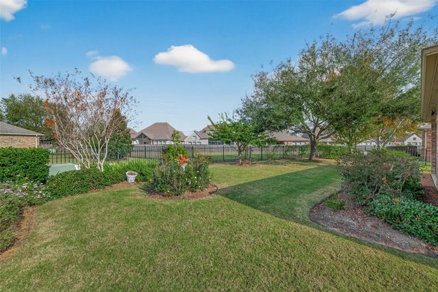 2922 Bur Oak Court, Richmond, TX 77469