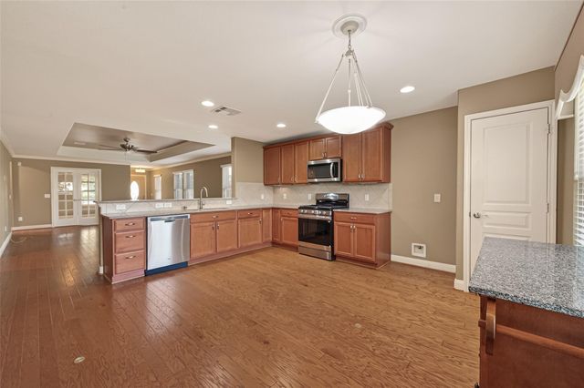 2922 Bur Oak Court, Richmond, TX 77469