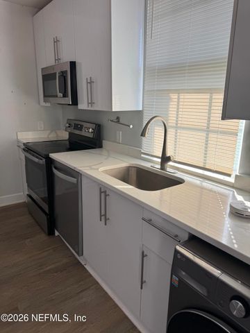 2357 COLLEGE Street, Jacksonville, FL 32204