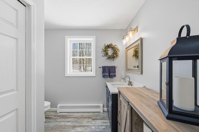 58 Orcutt Drive, Chester, NH 03036