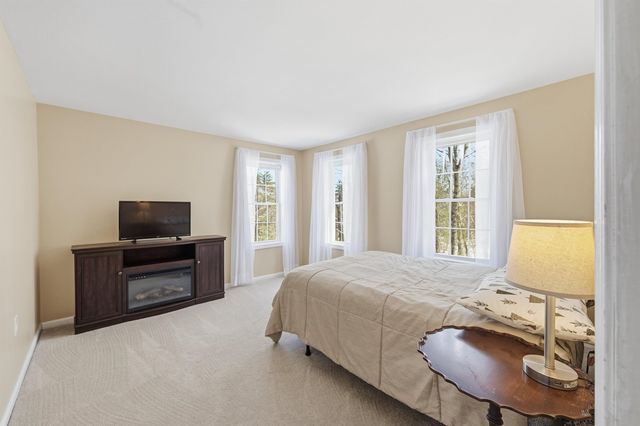 58 Orcutt Drive, Chester, NH 03036